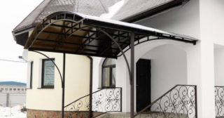 Навесы из металла над крыльцом Лесной, цена от 1917 руб.